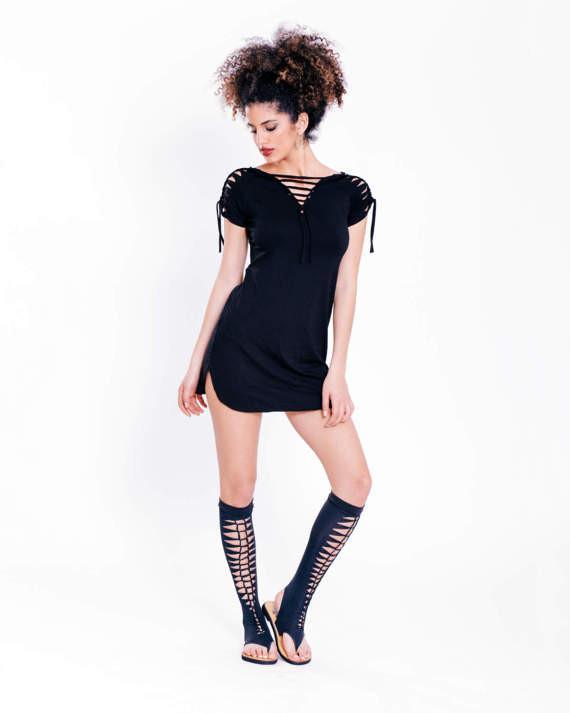 Knee High Gladiator Sandals In Black - limited addition